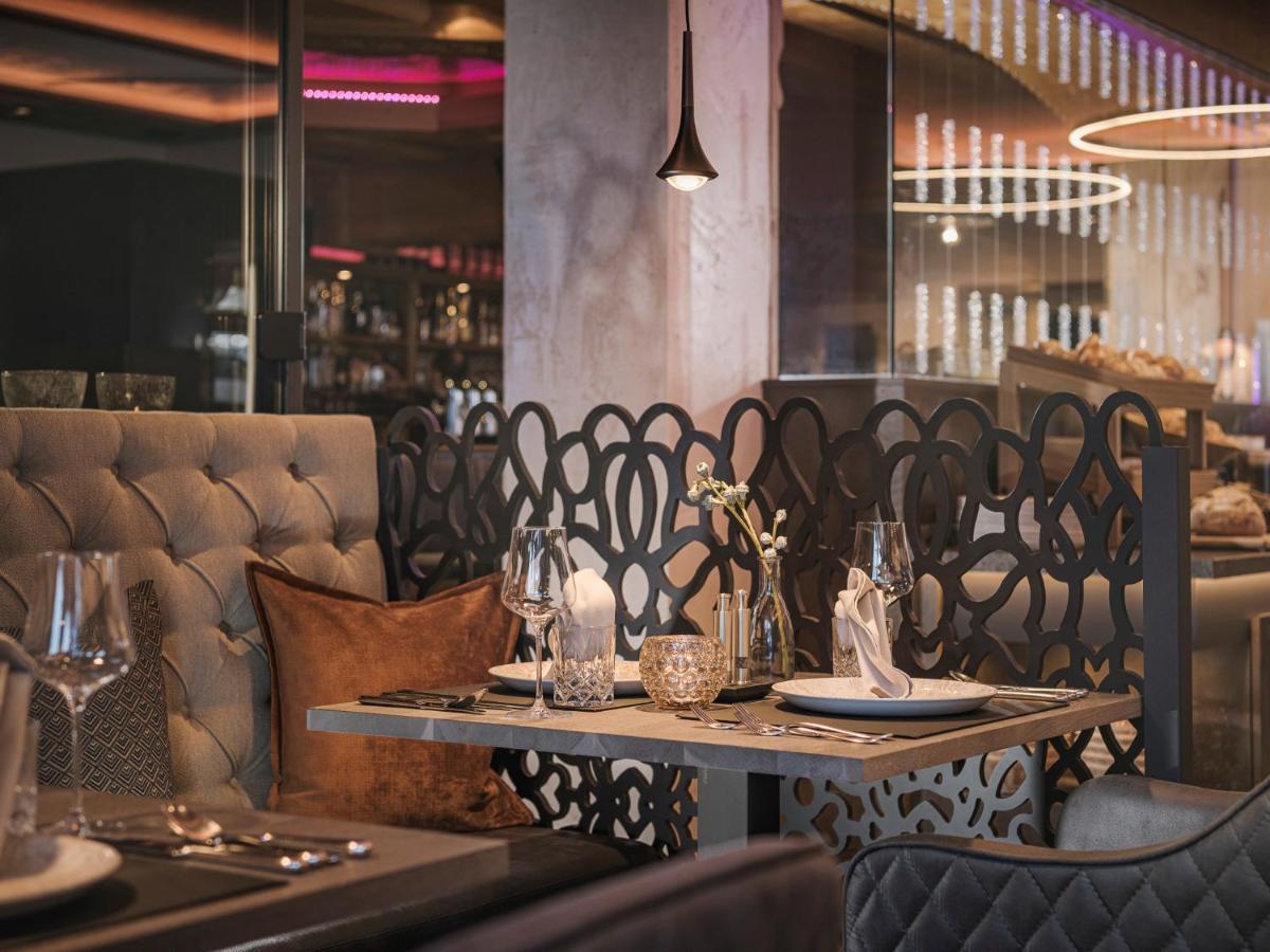 Hotel Bergkristall Zillertal - Adults Only 14 Years Plus Hippach Esterno foto