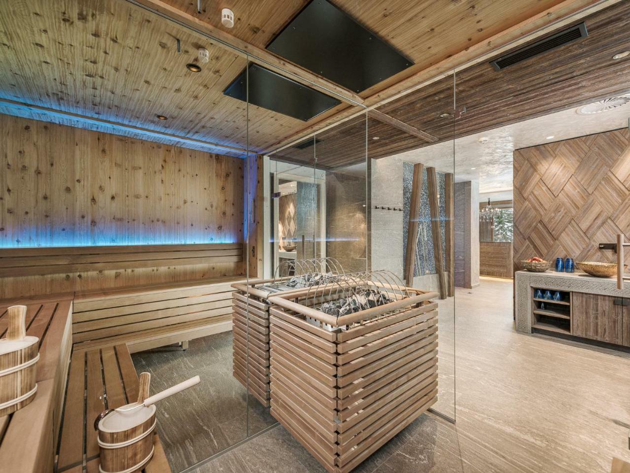 Hotel Bergkristall Zillertal - Adults Only 14 Years Plus Hippach Esterno foto